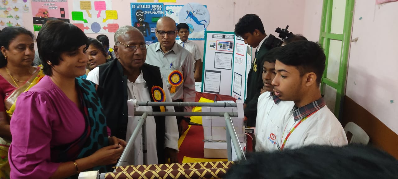 Showcasing Innovation to District Collector Mrs. Hari Chandana Dasari